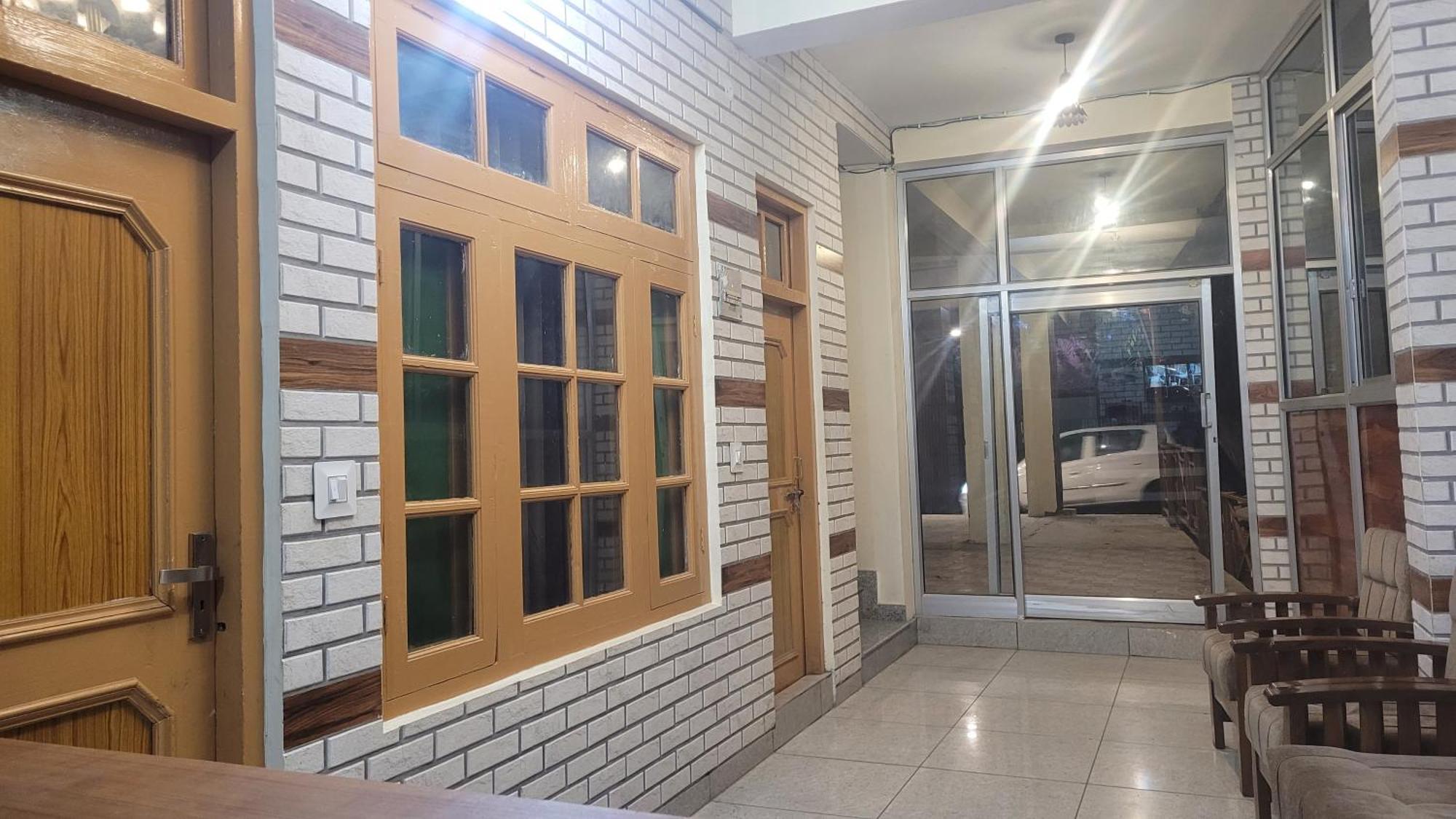 Hotel Snow Country Villa - Manali (Himachal Pradesh) — Photos 2